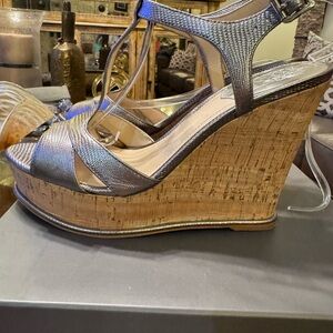 Vince Camuto | Silver Gleam Lizard Metallic Sandal